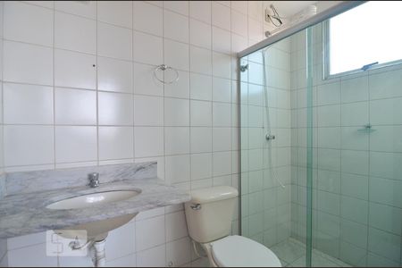 Banheiro suíte de apartamento à venda com 3 quartos, 112m² em Jardim América, Belo Horizonte