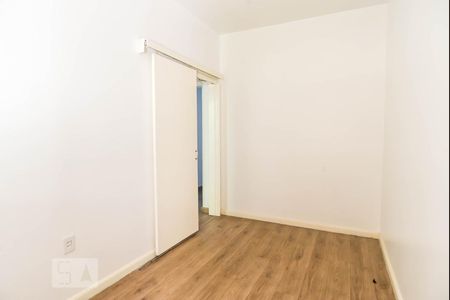 Quarto1 de apartamento para alugar com 2 quartos, 55m² em Auxiliadora, Porto Alegre