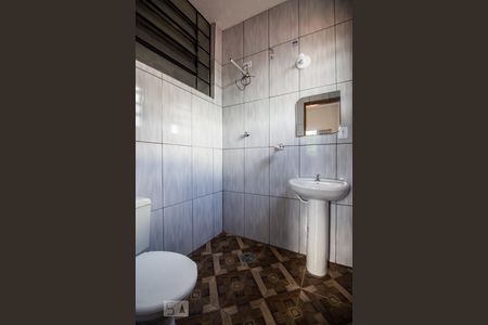 Banheiro suíte  de casa para alugar com 3 quartos, 100m² em Sumaré, São Paulo