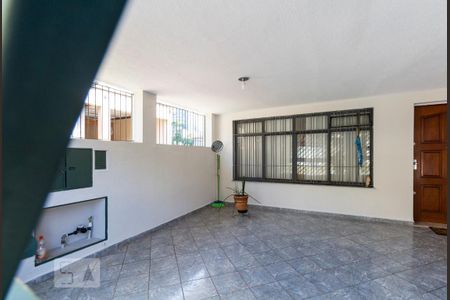 garagem de casa para alugar com 2 quartos, 78m² em Chácara Inglesa, São Paulo