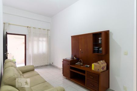 Sala de casa para alugar com 2 quartos, 78m² em Chácara Inglesa, São Paulo