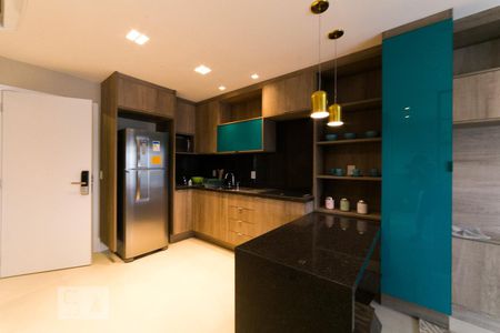 Cozinha de kitnet/studio para alugar com 1 quarto, 46m² em Campo Belo, São Paulo