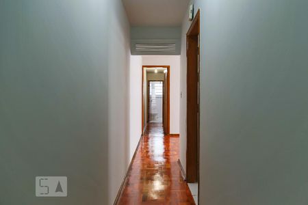 Corredor de apartamento para alugar com 2 quartos, 75m² em Santa Cecília, São Paulo