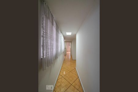 Apartamento à venda com 380m², 4 quartos e 2 vagas Apartamento à venda com 380m², 4 quartos e 2 vagasCorredor