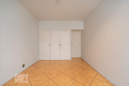 Apartamento à venda com 380m², 4 quartos e 2 vagas Apartamento à venda com 380m², 4 quartos e 2 vagasQuarto 1