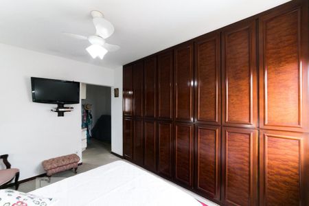 Apartamento para alugar com 130m², 3 quartos e 1 vagaSuíte 1