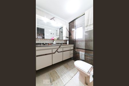 Apartamento para alugar com 130m², 3 quartos e 1 vagaSuíte 1