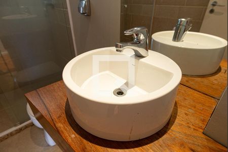 Apartamento à venda com 200m², 3 quartos e 1 vagaBanheiro 2