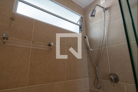 Apartamento à venda com 200m², 3 quartos e 1 vagaBanheiro 2