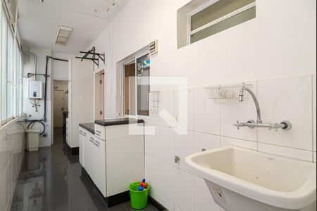 Apartamento à venda com 200m², 3 quartos e 1 vagaÁrea de Serviço