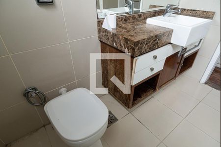 Apartamento à venda com 200m², 3 quartos e 1 vagaBanheiro da Suíte