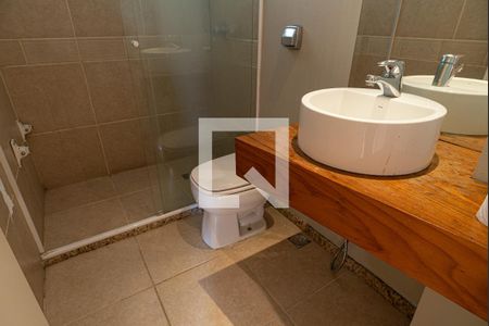 Apartamento à venda com 200m², 3 quartos e 1 vagaBanheiro 2