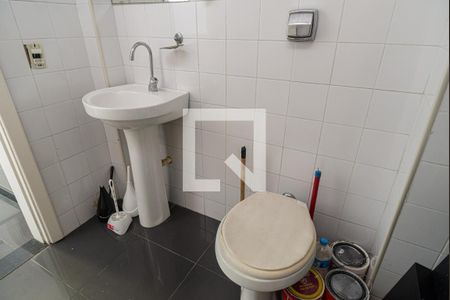 Apartamento à venda com 200m², 3 quartos e 1 vagaBanheiro de Serviço