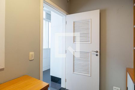 Apartamento à venda com 200m², 3 quartos e 1 vagaEscritório