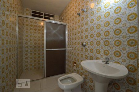 Banheiro de kitnet/studio para alugar com 1 quarto, 34m² em Bela Vista, São Paulo