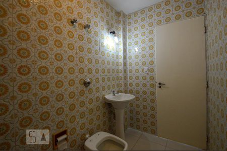 Banheiro de kitnet/studio para alugar com 1 quarto, 34m² em Bela Vista, São Paulo
