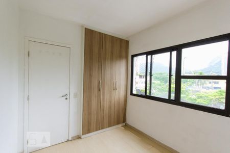 Suíte de apartamento para alugar com 3 quartos, 65m² em Jacarepaguá, Rio de Janeiro