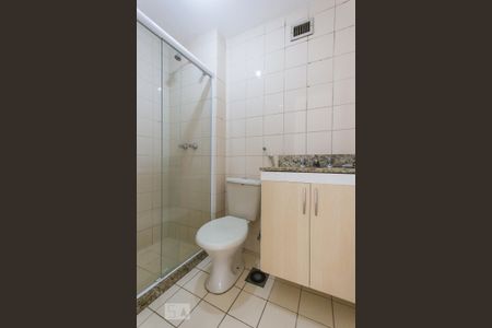 Banheiro Social de apartamento para alugar com 3 quartos, 65m² em Jacarepaguá, Rio de Janeiro