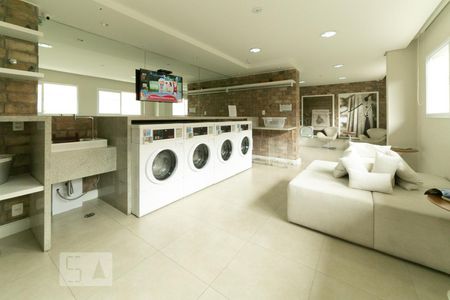 Studio para alugar com 31m², 1 quarto e 1 vaga Studio para alugar com 31m², 1 quarto e 1 vagaLavanderia