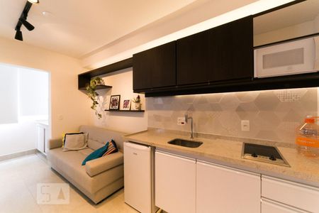Cozinha de kitnet/studio à venda com 1 quarto, 31m² em Santo Amaro, São Paulo