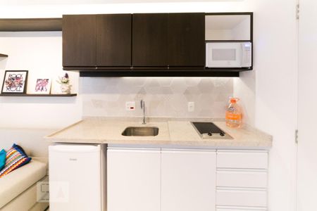 Cozinha de kitnet/studio à venda com 1 quarto, 31m² em Santo Amaro, São Paulo