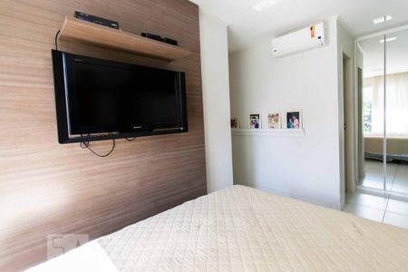 Apartamento à venda com 70m², 2 quartos e 1 vaga Apartamento à venda com 70m², 2 quartos e 1 vagaQuarto Suíte 01