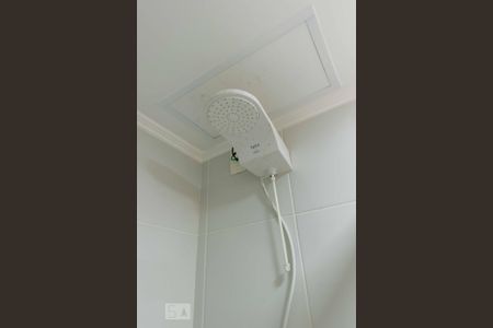 Apartamento à venda com 70m², 2 quartos e 1 vaga Apartamento à venda com 70m², 2 quartos e 1 vagaChuveiro do Banheiro Suíte 02