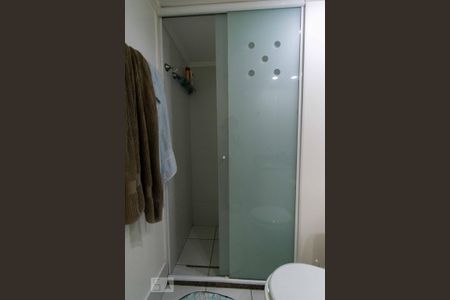 Apartamento à venda com 70m², 2 quartos e 1 vaga Apartamento à venda com 70m², 2 quartos e 1 vagaBanheiro Social 01