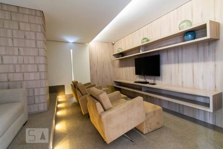 Apartamento à venda com 70m², 2 quartos e 1 vaga Apartamento à venda com 70m², 2 quartos e 1 vagaHome Cinema