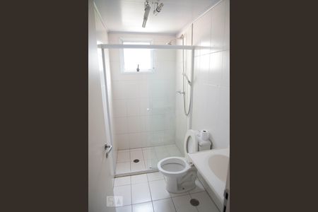 Banheiro social de apartamento à venda com 3 quartos, 65m² em Nossa Senhora do Ó, São Paulo