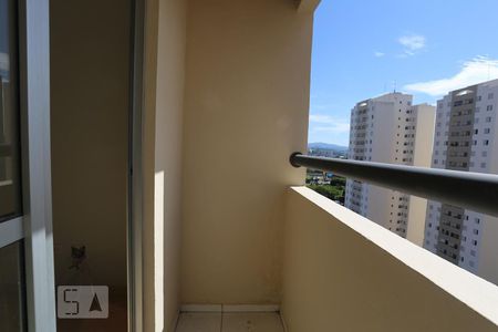 Sacada de apartamento para alugar com 3 quartos, 65m² em Continental, Osasco