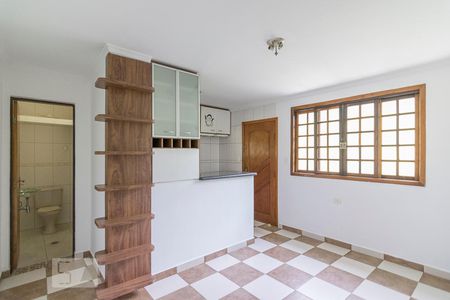 Casa à venda com 121m², 3 quartos e 4 vagasCopa
