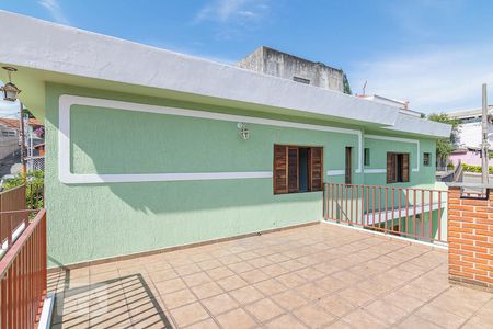 Casa à venda com 121m², 3 quartos e 4 vagasTerraço