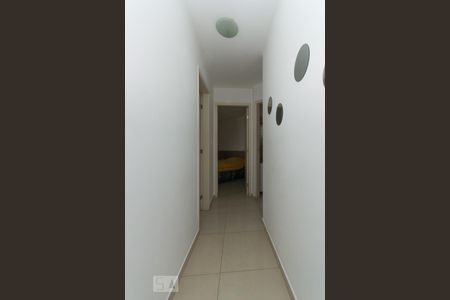 Corredor de apartamento para alugar com 2 quartos, 50m² em Chácara Inglesa, São Paulo