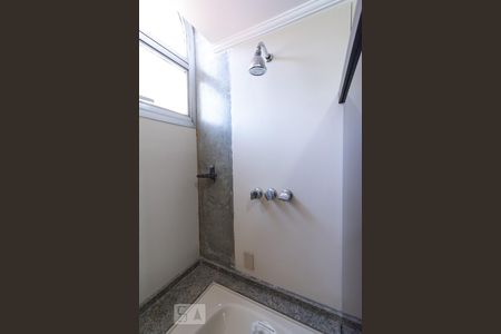 Apartamento à venda com 340m², 4 quartos e 4 vagasBanheiro Suíte 4