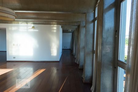 Apartamento à venda com 340m², 4 quartos e 4 vagasSala