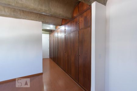 Apartamento à venda com 340m², 4 quartos e 4 vagasSuíte 4