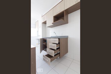 Cozinha de apartamento para alugar com 1 quarto, 31m² em Água Branca, São Paulo