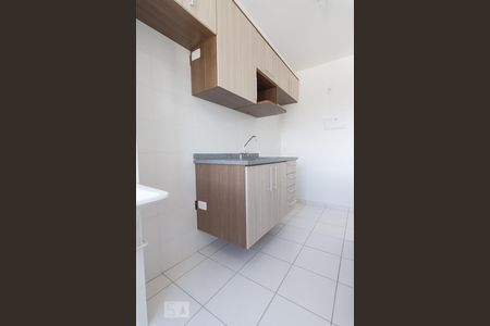 Cozinha de apartamento para alugar com 1 quarto, 31m² em Água Branca, São Paulo