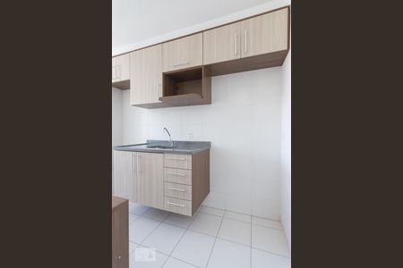 Cozinha de apartamento para alugar com 1 quarto, 31m² em Água Branca, São Paulo