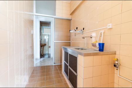 Apartamento à venda com 74m², 1 quarto e 1 vagaCozinha