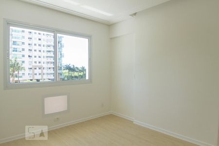 Apartamento para alugar com 108m², 3 quartos e 2 vagas Apartamento para alugar com 108m², 3 quartos e 2 vagasSuíte