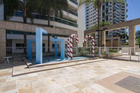 Apartamento para alugar com 108m², 3 quartos e 2 vagas Apartamento para alugar com 108m², 3 quartos e 2 vagasÁrea Piscina