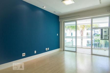 Sala de apartamento para alugar com 3 quartos, 108m² em Barra da Tijuca, Rio de Janeiro