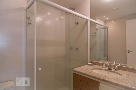 Apartamento para alugar com 108m², 3 quartos e 2 vagas Apartamento para alugar com 108m², 3 quartos e 2 vagasBanheiro Social