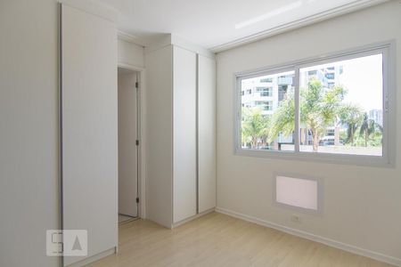 Apartamento para alugar com 108m², 3 quartos e 2 vagas Apartamento para alugar com 108m², 3 quartos e 2 vagasSuíte