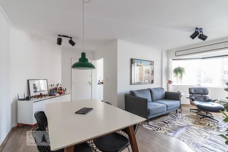 Sala de apartamento para alugar com 2 quartos, 57m² em Centro, Curitiba