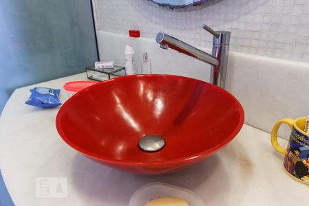 Apartamento à venda com 198m², 3 quartos e 3 vagas Apartamento à venda com 198m², 3 quartos e 3 vagasDetalhe