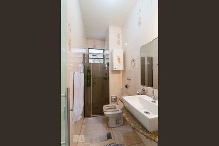 Banheiro de apartamento à venda com 3 quartos, 74m² em Nova Cachoeirinha, Belo Horizonte
