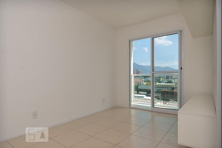 Apartamento para alugar com 55m², 2 quartos e 1 vaga